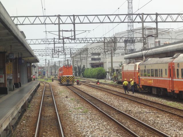 機関車付替え完了